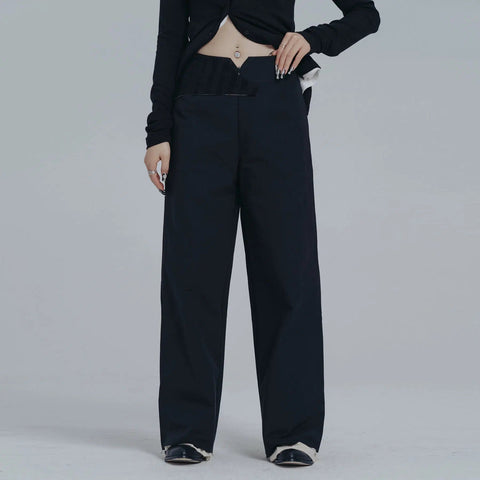 Straight pants with waist and leg accents