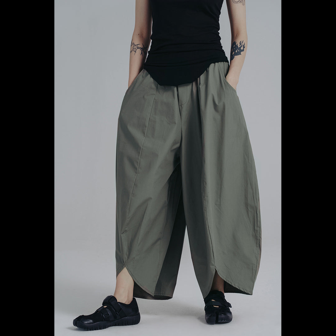 某メーカー Balloon Wide Leg Pants only $59.00 from Aesthetic Noir パンツ